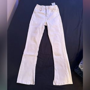 Off white jeans from Zara